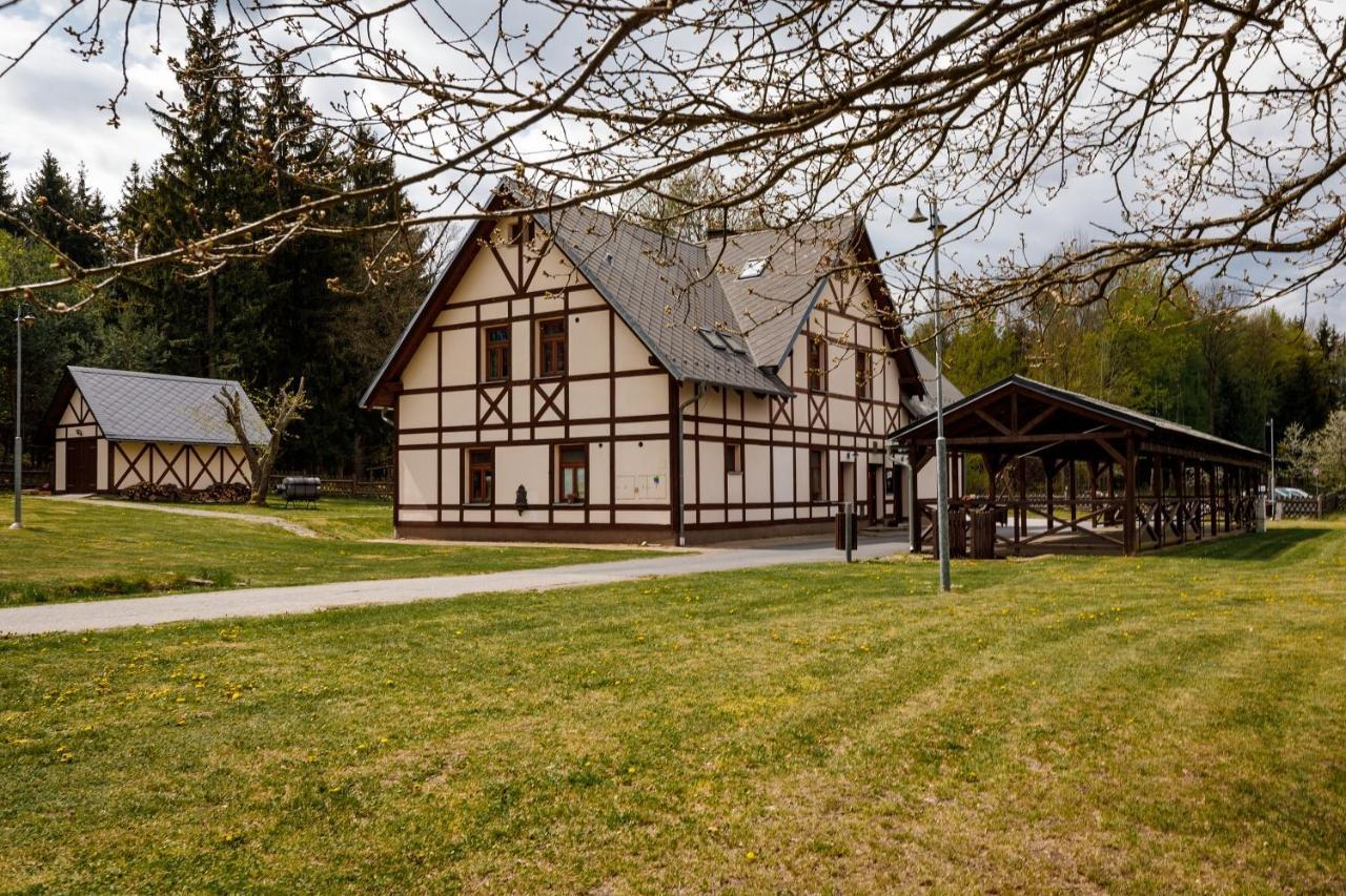 Farma Hory Hotel Karlovy Vary Exterior photo